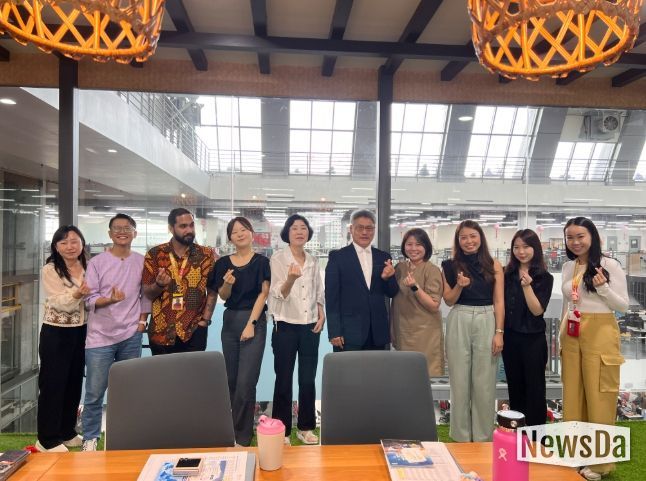 에어아시아 미팅 단체