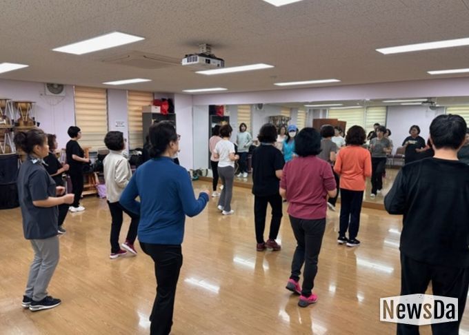 고양시 주엽1동, ‘건강백세 운동교실’실시