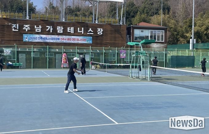 ‘제37회 진주시테니스협회장배 진주시 클럽대항 테니스대회’개최