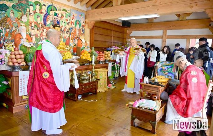 순창 일광사 산신각 불상 점안식 및 낙성 법회 봉행