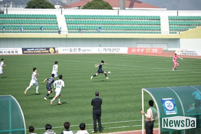 거제시민축구단 2026시즌 K4리그 홈 개막전 개최