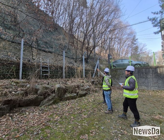 오산시, 급경사지 30개소 집중 안전점검…여름철 재난 선제 대응