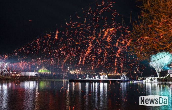 영암군, 왕인문화축제 개막... 벚꽃 아래서 봄을 열다