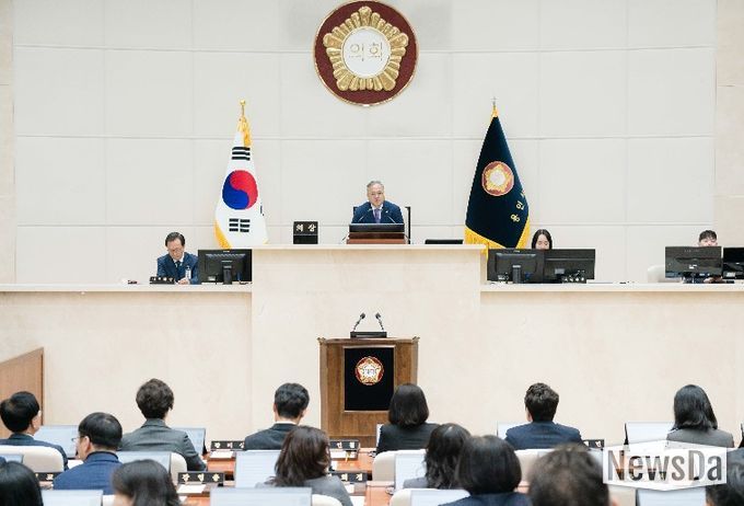 용인특례시의회, 제302회 임시회 제2차 본회의 열어