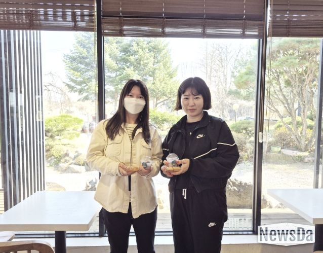 연천군 카페 '카페콩피' 취약계층 아동을 위한 따뜻한 정기후원 시작