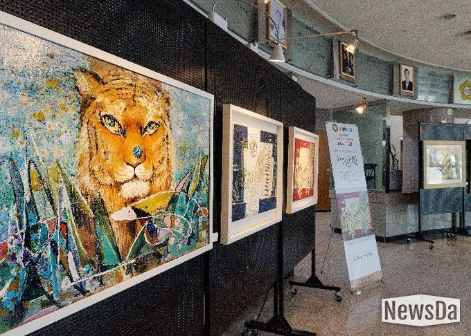 움직이는 미술관 박상희 작가 전시 모습