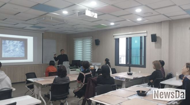 양주시 덕정도서관, 미술창작스튜디오와 업무협약, 2026년 지역협력 문화예술 프로그램 운영